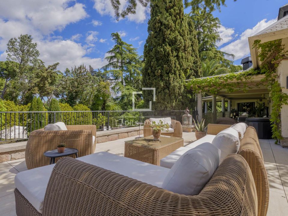 Villa i Pozuelo De Alarcon, Madrid - foto 4