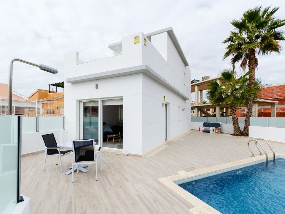 Villa i Torrevieja, Alicante - foto 1
