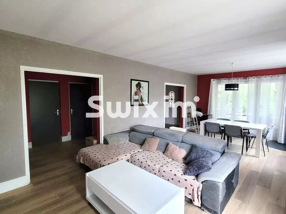 Villa i Lons-le-Saunier, Jura - foto 1