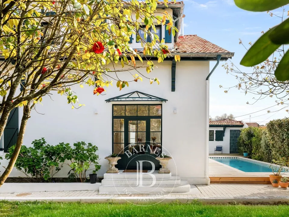 Villa i Biarritz, Pyrenees-Atlantiques - foto 1