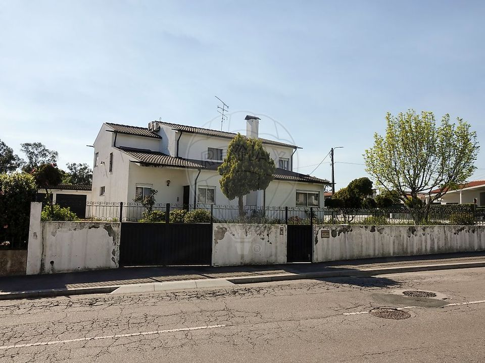 Villa i Felgueiras, Porto - bilde 1