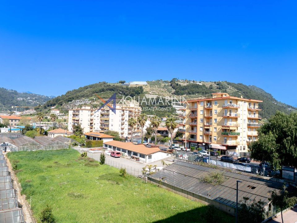 Leilighet i Vallecrosia, Imperia - bilde 2