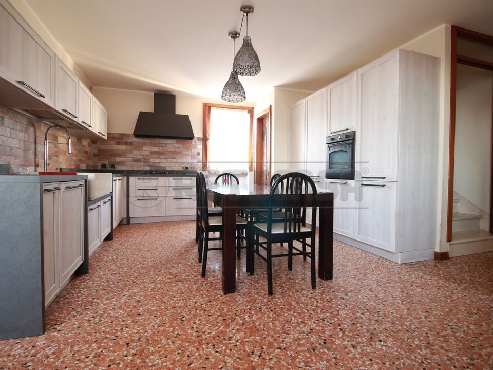Rekkehus i Gambellara, Vicenza - bilde 1