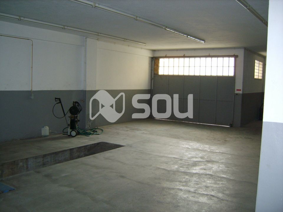 Erhvervsejendom i Santo Tirso, Porto - foto 3