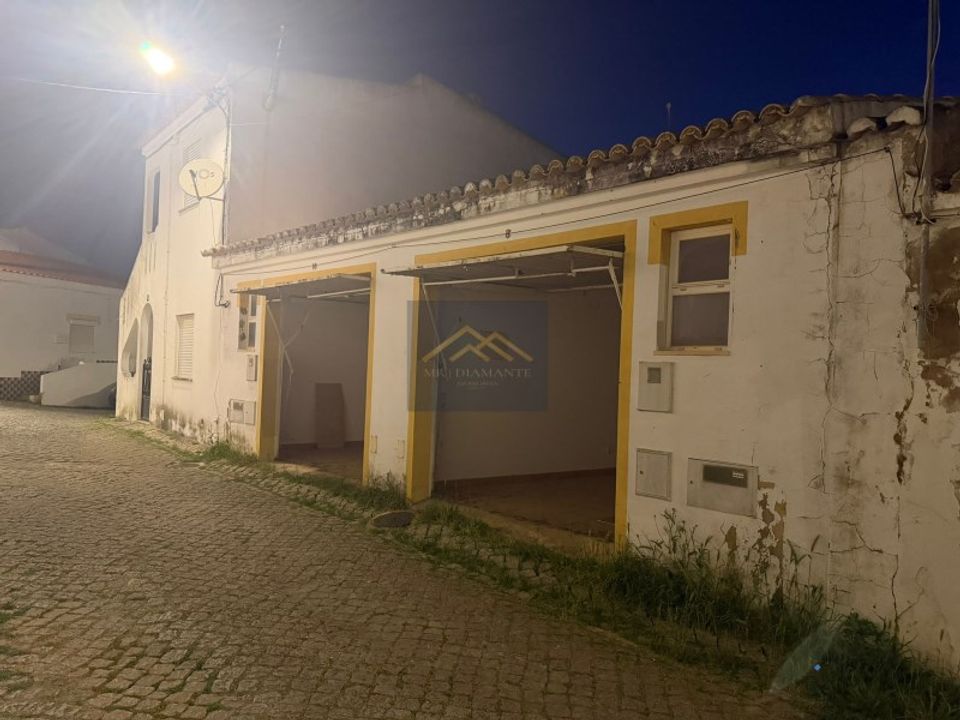 Garage i Barao de Sao Joao, Faro - foto 3