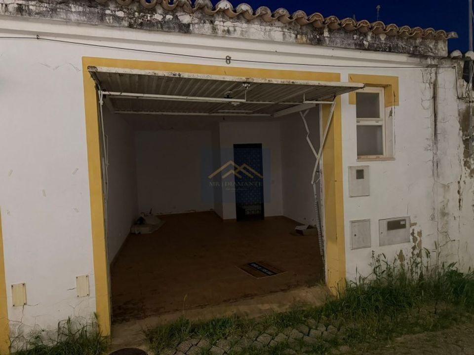 Garage i Barao de Sao Joao, Faro - foto 4