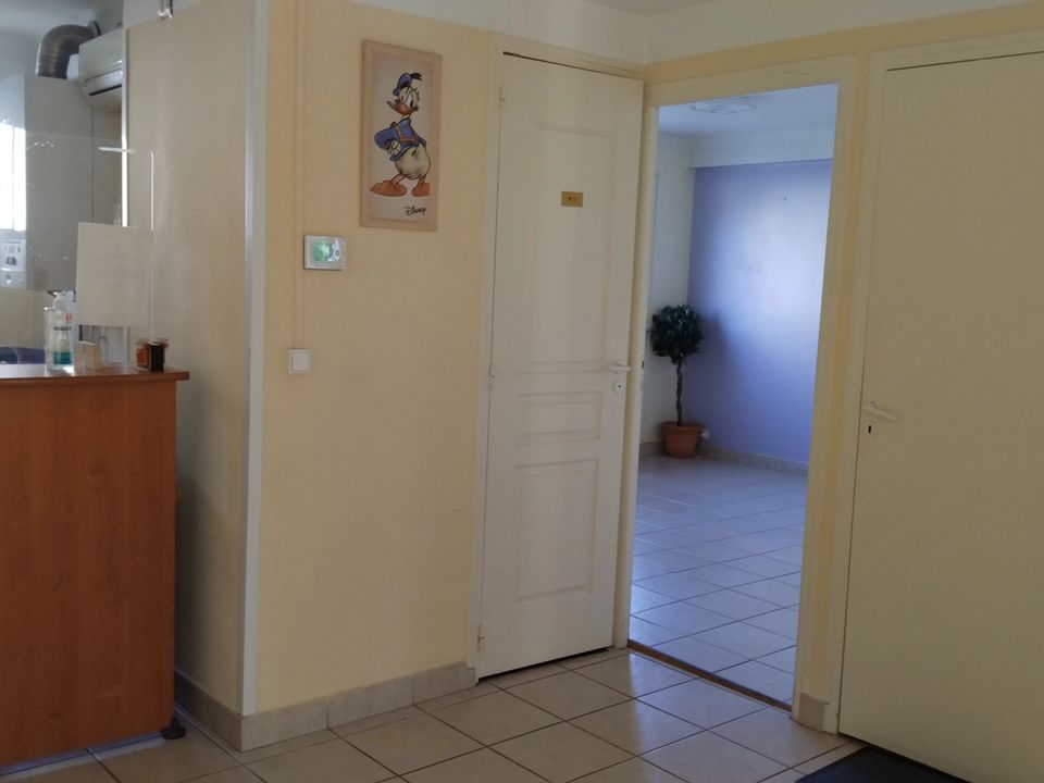 Erhvervsejendom i Aubagne en Provence, Bouches-du-Rhone - foto 4
