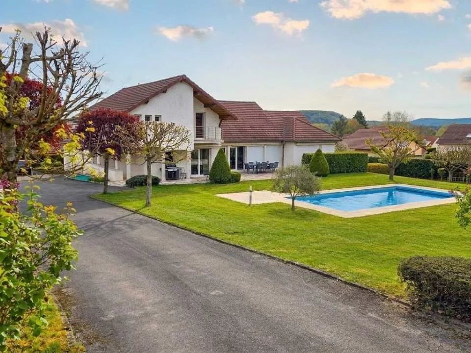 Villa i Besancon, Doubs - foto 1