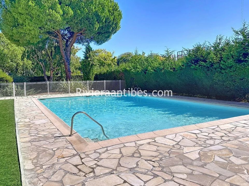 Lejlighed i Antibes, Alpes-Maritimes - foto 1