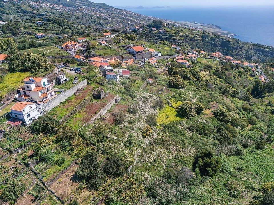 Helårsgrund i Santa Cruz, Madeira - foto 1