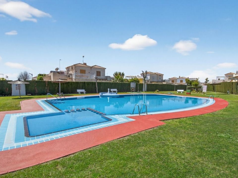 Villa i Playa Flamenca, Alicante - foto 1