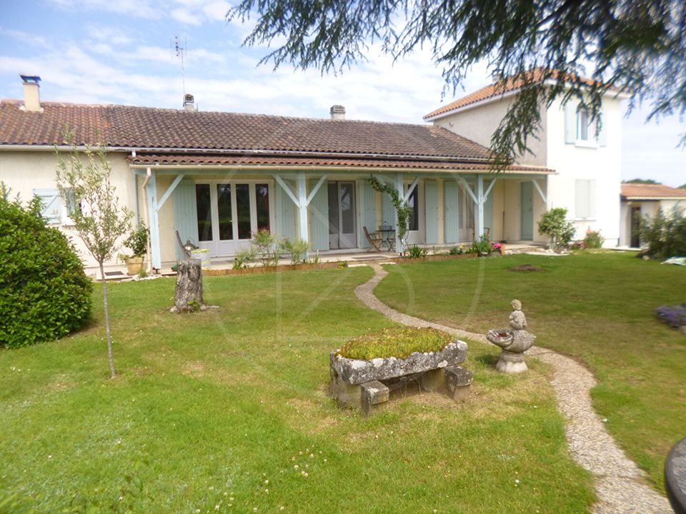 Villa i Sainte-Foy-la-Grande, Dordogne - foto 4