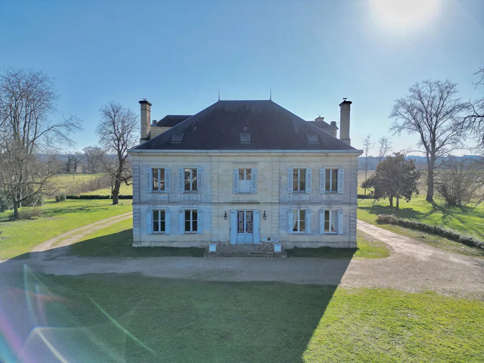 Erhvervsejendom i Saint-Emilion, Gironde - foto 1