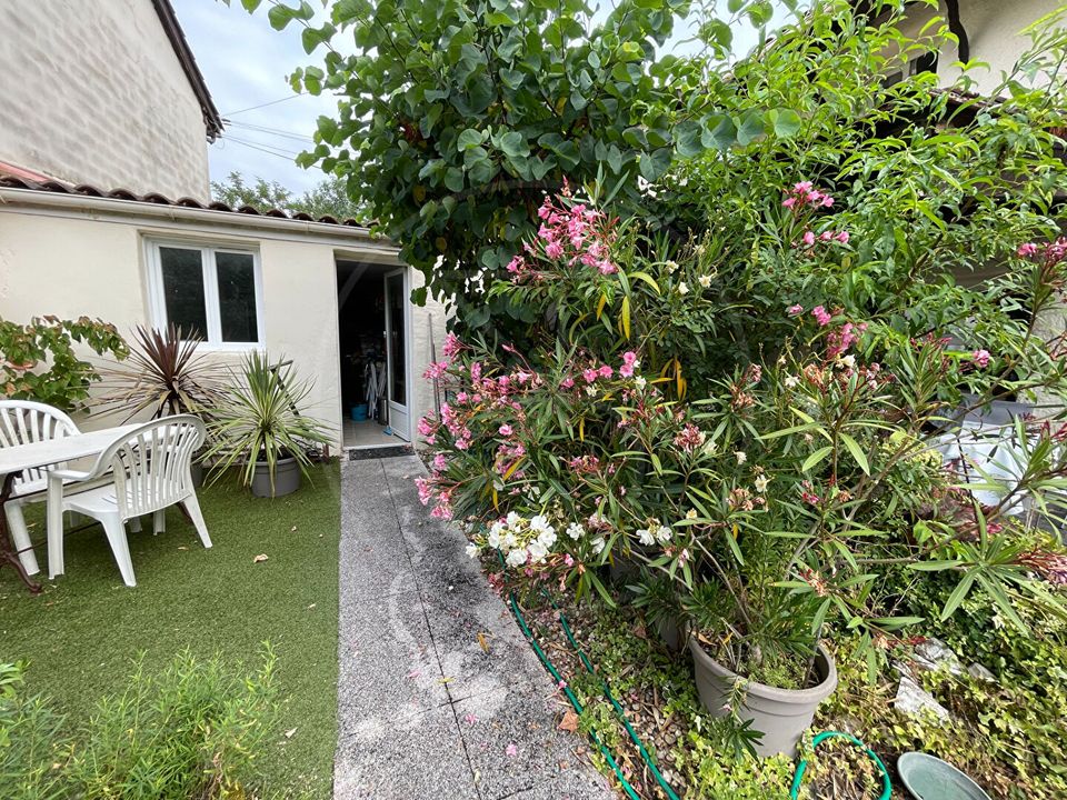 Villa en Loubes-Bernac, Lot-et-Garonne - foto 2