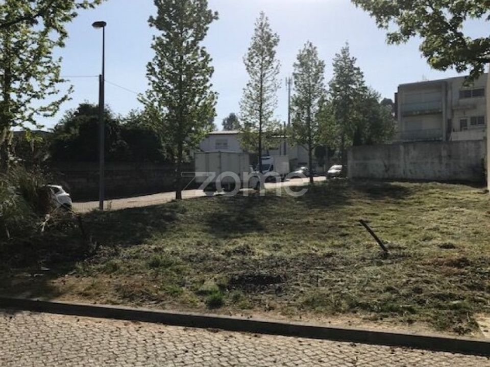 Helårsgrund i Folgosa, Porto - foto 4