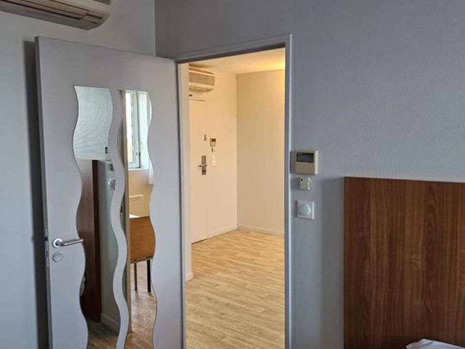 Leilighet i Épinay-sur-Seine, Seine-Saint-Denis - bilde 1