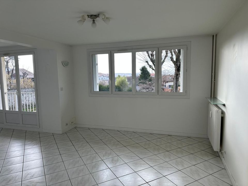 Apartment in Taverny, Val-d'Oise - photo 2