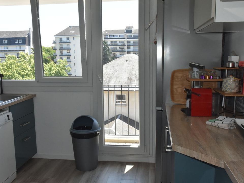 Apartment in Reims, Marne - photo 2