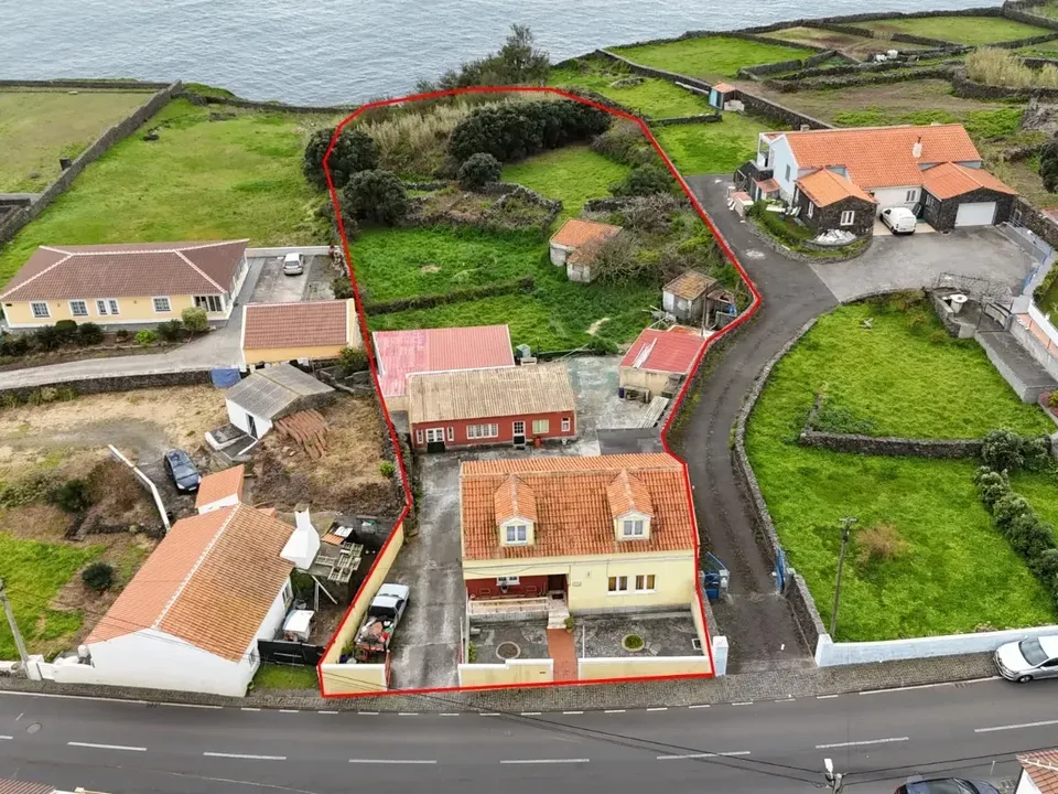 Villa en Angra do Heroismo, Terceira - foto 1