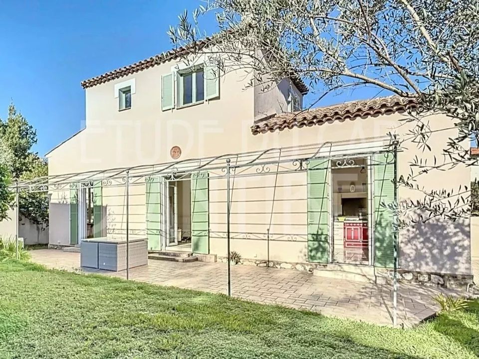 Villa i Antibes, Alpes-Maritimes - foto 1