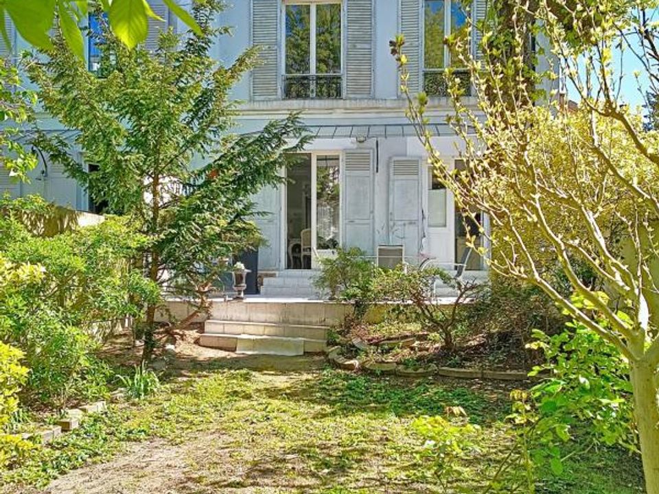 Villa i Nogent-sur-Marne, Val-de-Marne - foto 1