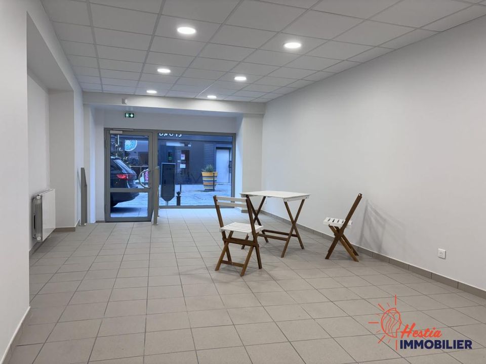 Erhvervsejendom i Châlons-en-Champagne, Marne - foto 3