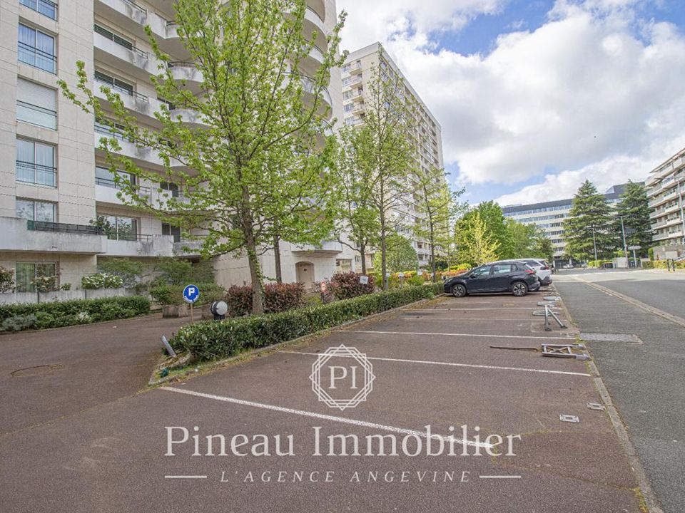 Parkeringsplads i Angers, Maine-et-Loire - foto 3