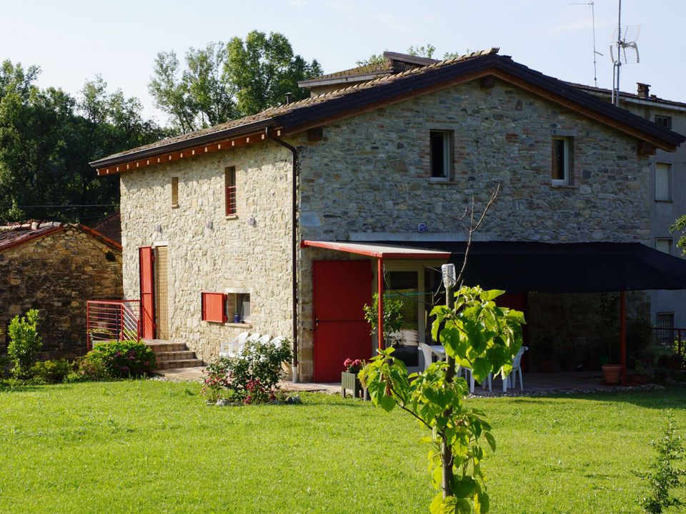 Gårdshus i Vernasca, Piacenza - bilde 1