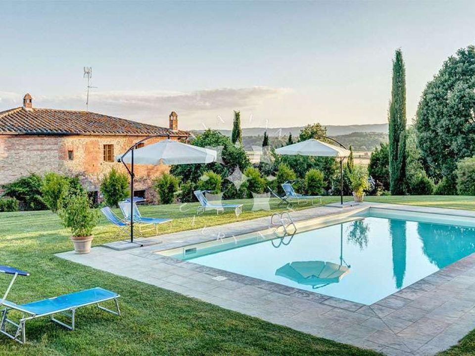 Landejendom i Foiano della Chiana, Arezzo - foto 1