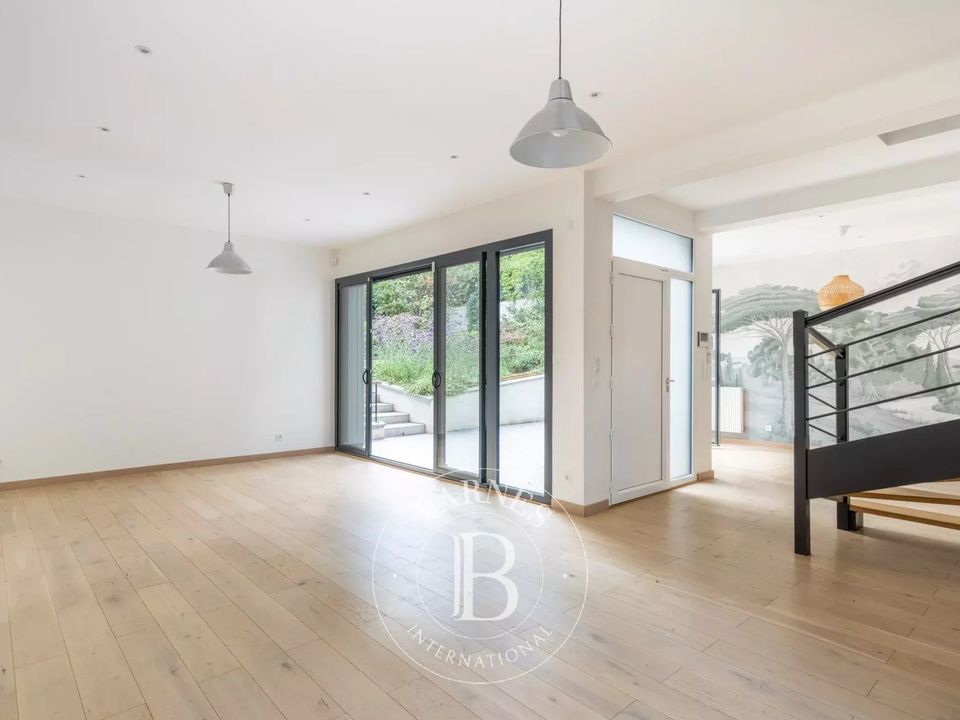 Villa i Ville-d'Avray, Hauts-de-Seine - foto 5