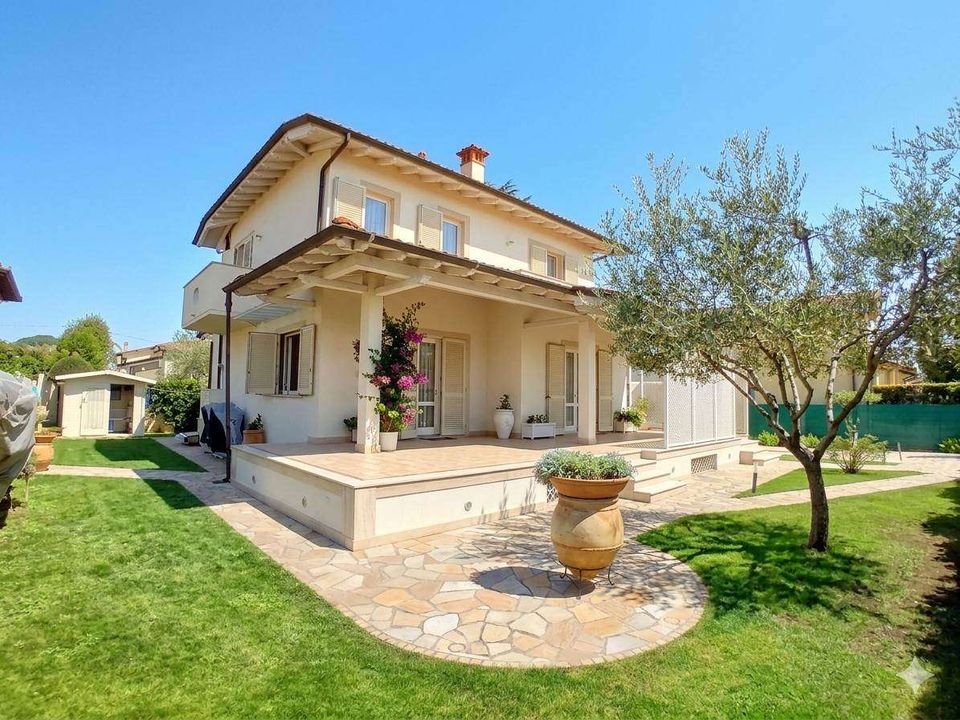 Villa i Pietrasanta, Lucca - foto 1