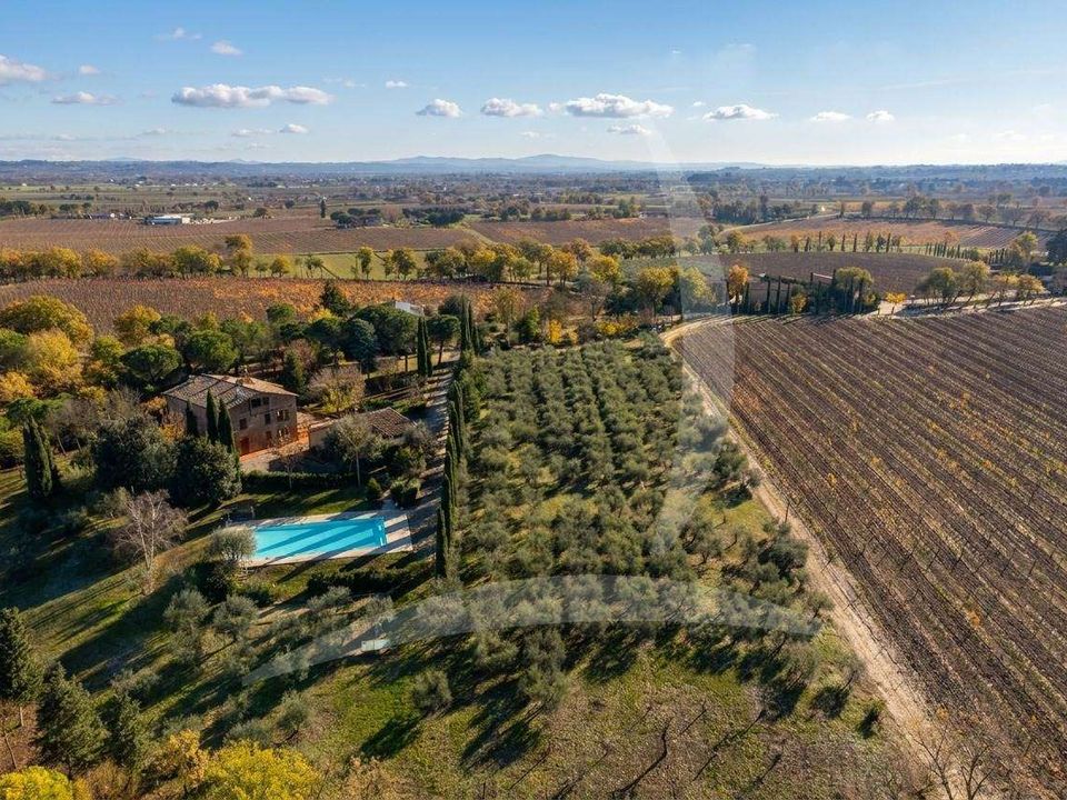 Gårdshus i Montepulciano, Siena - bilde 3