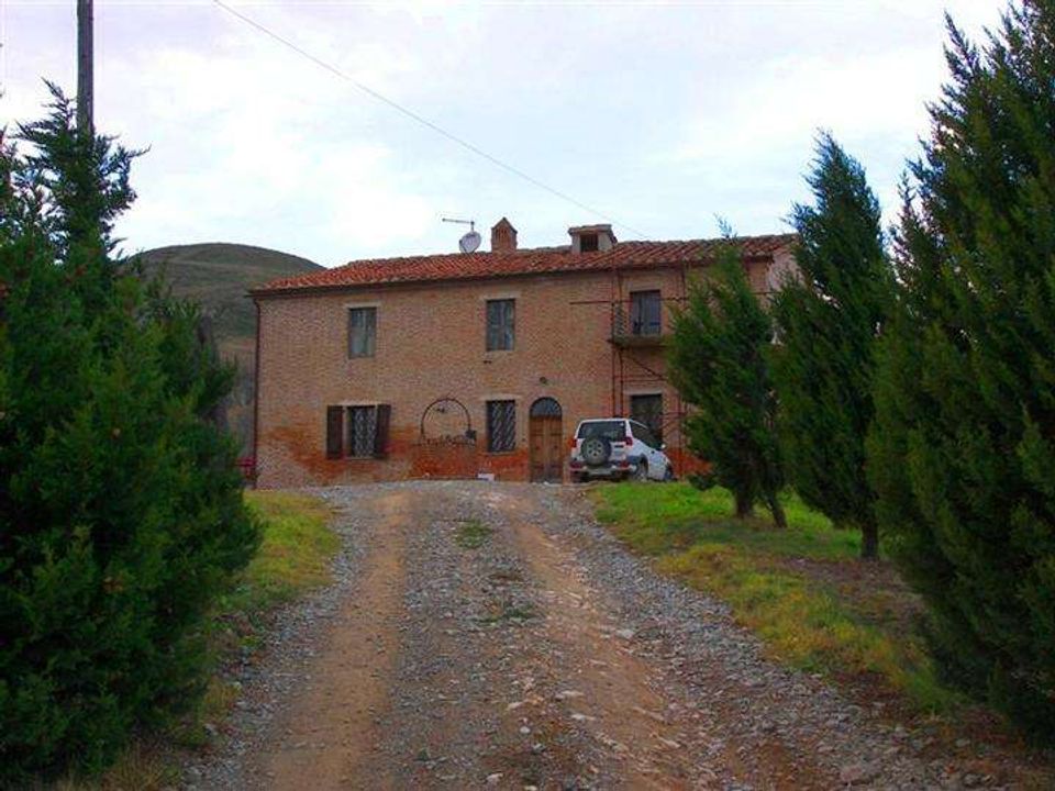 Helårsgrund i Asciano, Siena - foto 1