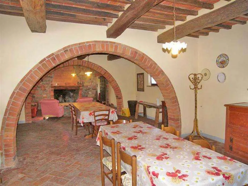 Erhvervsejendom i Cortona, Arezzo - foto 2