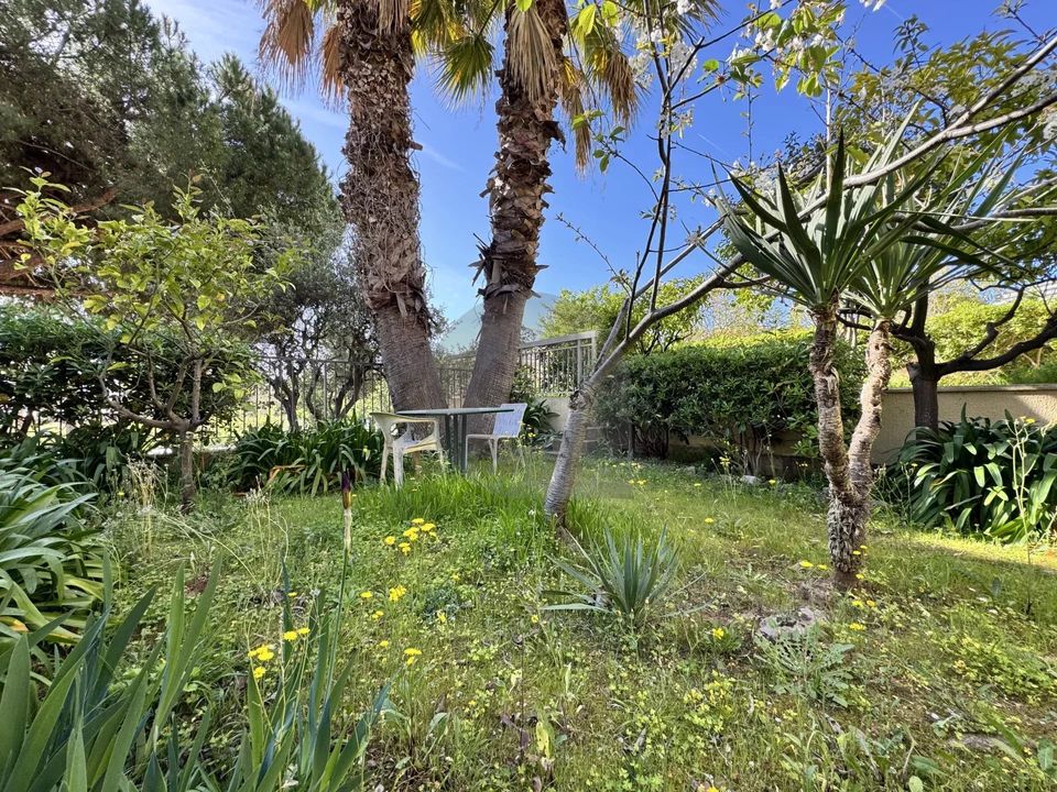 Lejlighed i Roquebrune-Cap-Martin, Alpes-Maritimes - foto 1