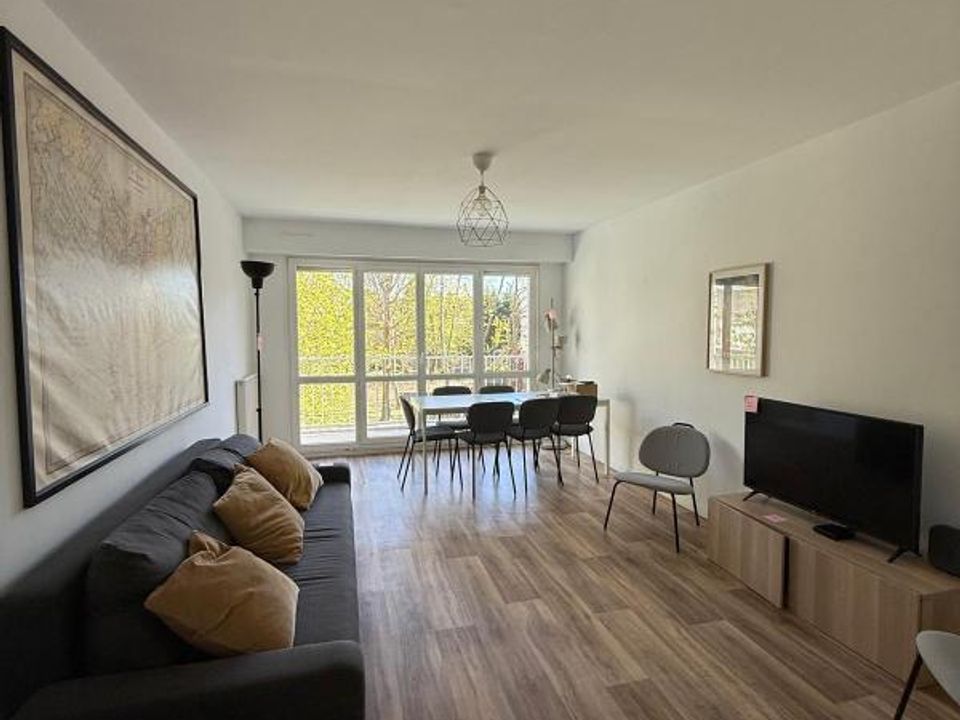 Lejlighed i Noisy-le-Grand, Seine-Saint-Denis - foto 2