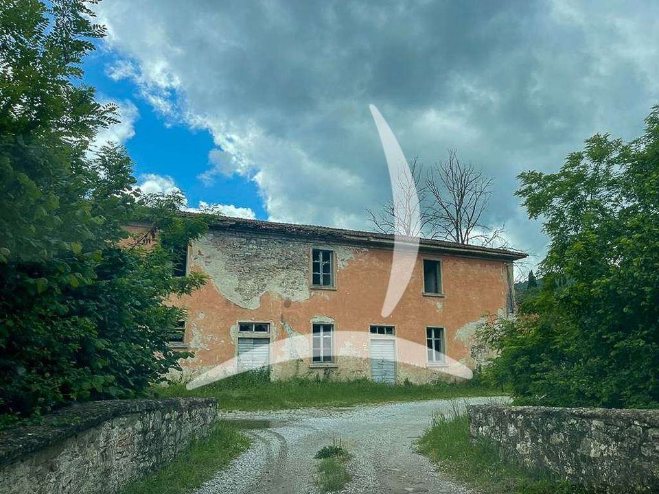 Farm hus i Bucine, Arezzo - foto 1