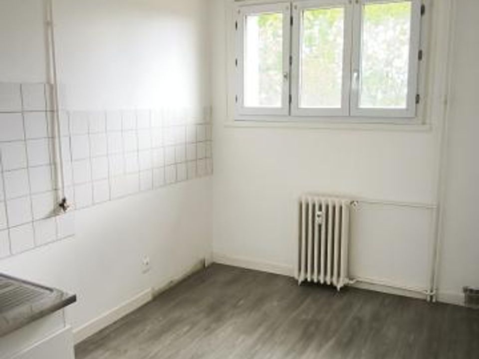Lejlighed i Charleville-Mézières, Ardennes - foto 3