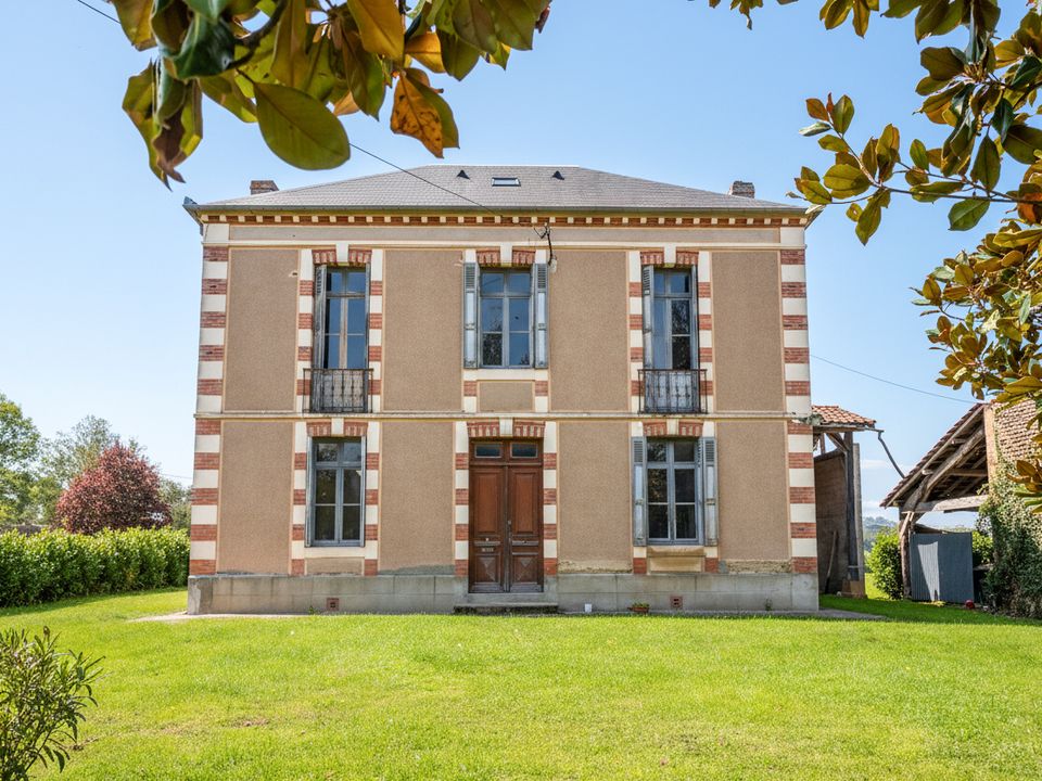 Villa i Castelnau-Magnoac, Hautes-Pyrenees - foto 1