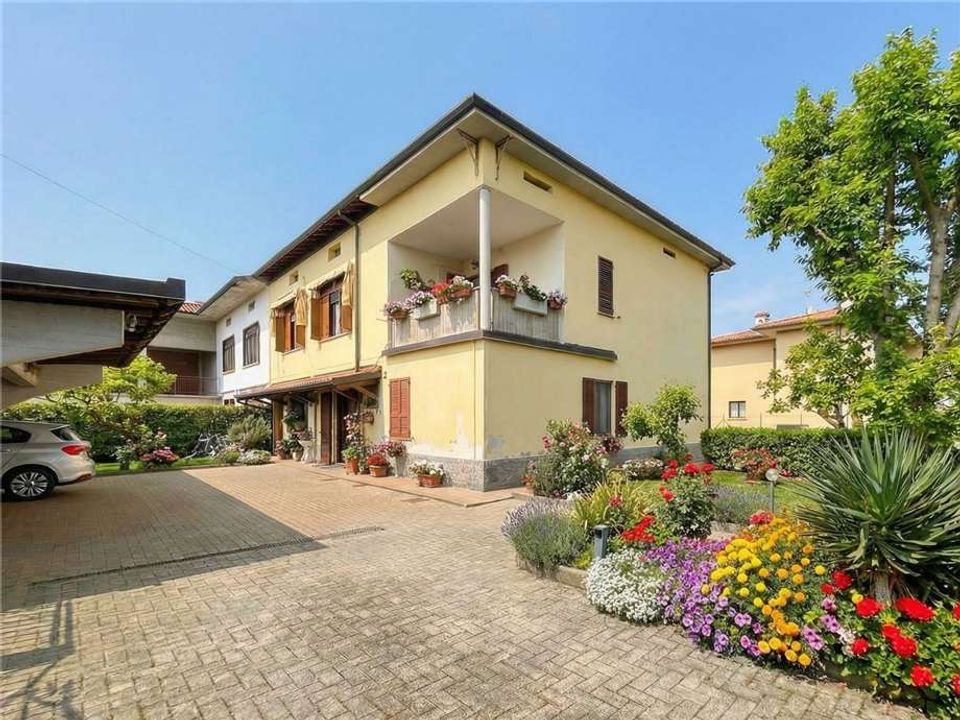 Villa i Castelli Calepio, Bergamo - bilde 1