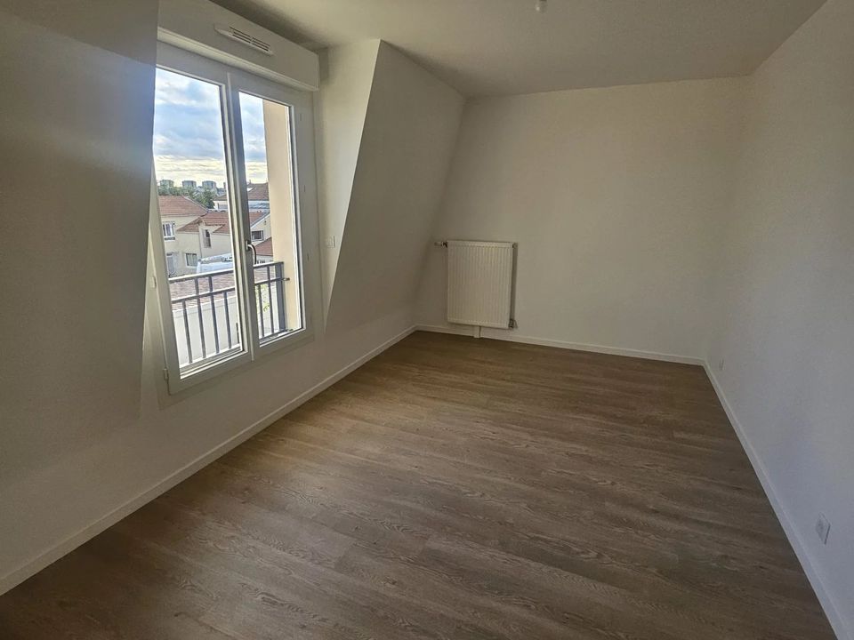 Villa i Neuilly-Plaisance, Seine-Saint-Denis - foto 3