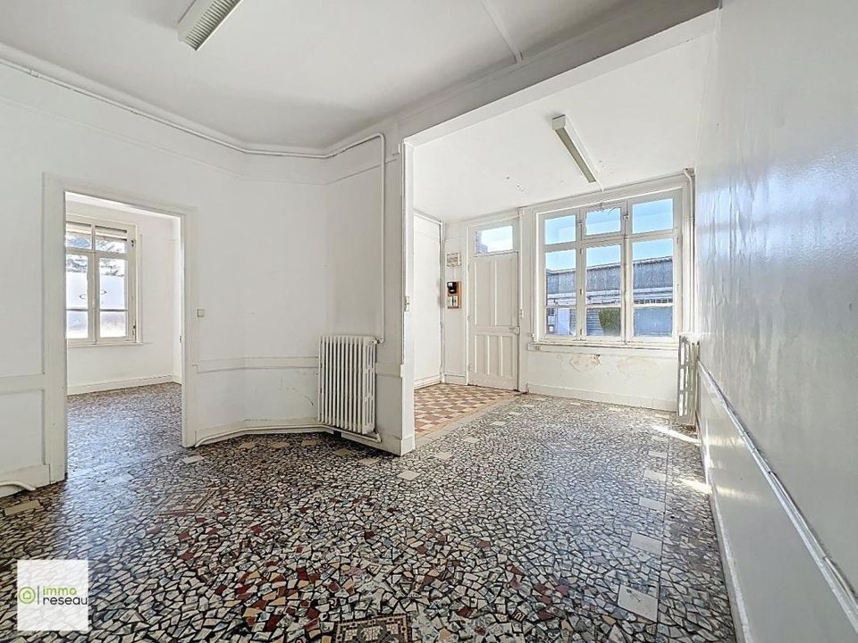Erhvervsejendom i Escaudoeuvres, Nord - foto 1