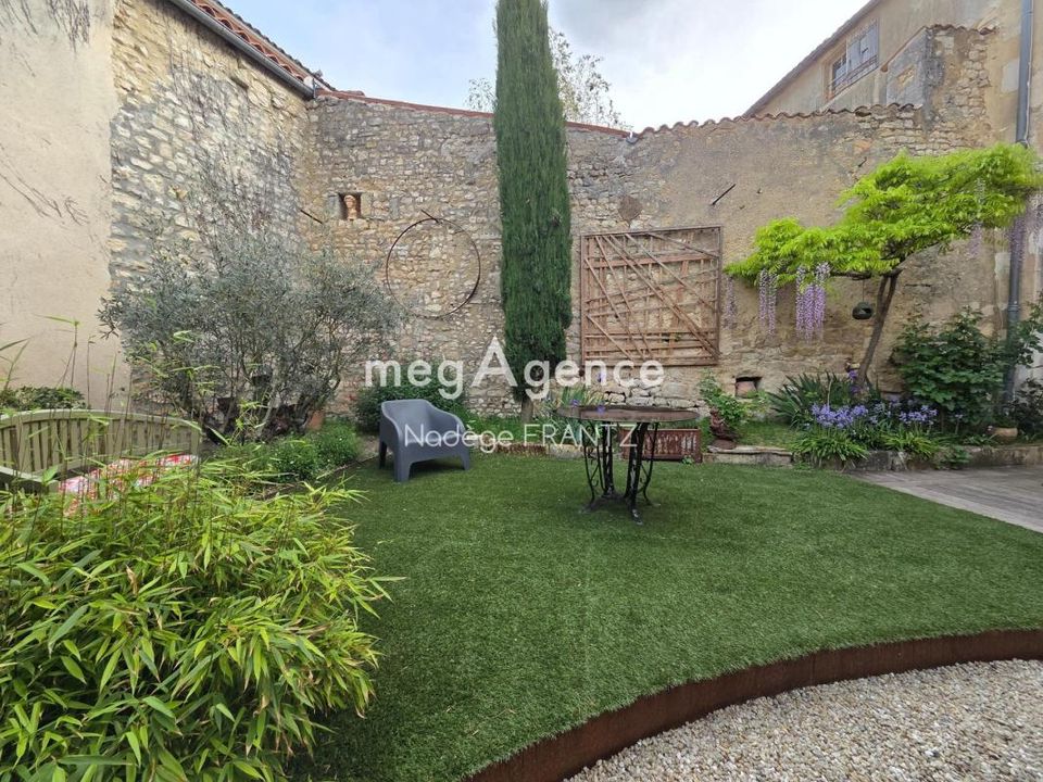 Villa en Saint-Jean-d'Angely, Charente-Maritime - foto 3