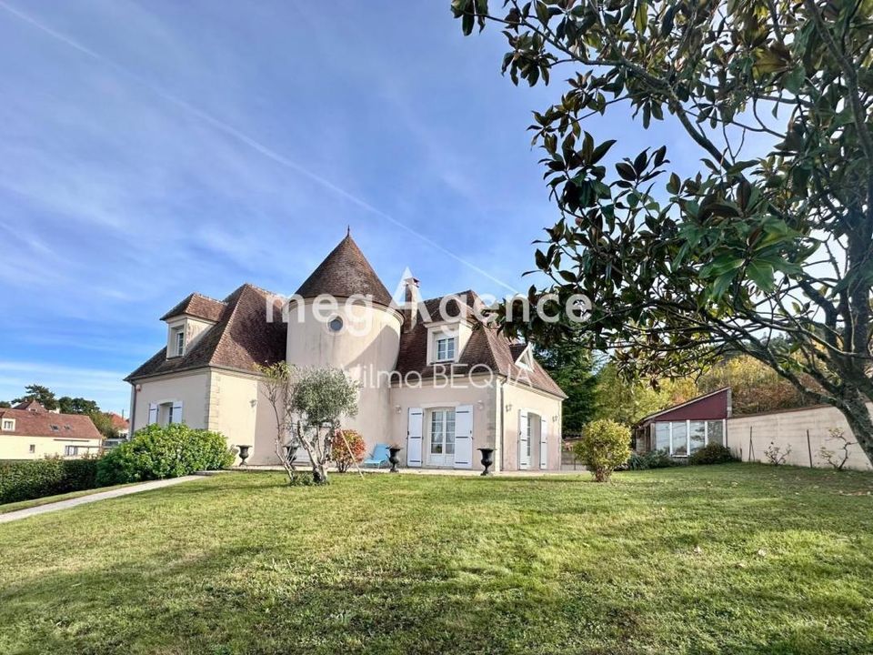 Villa i Pont-sur-Yonne, Yonne - foto 1