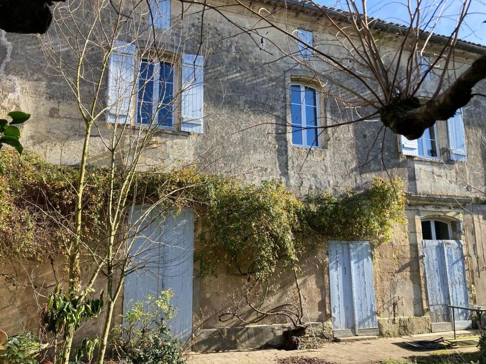 Villa i Saint-Andre-de-Cubzac, Gironde - foto 1