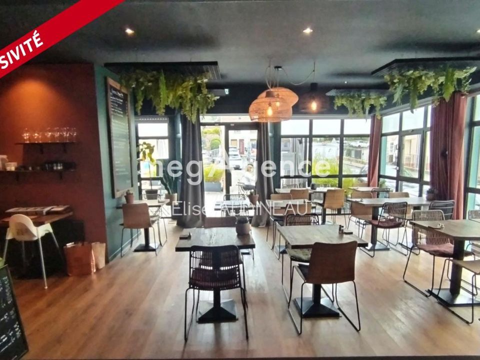 Erhvervsejendom i Vauhallan, Essonne - foto 1