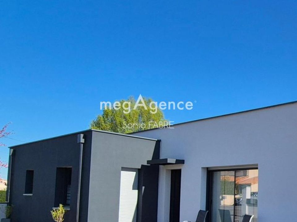 Villa in Saint-leger-les-vignes, Loire-Atlantique - foto 1
