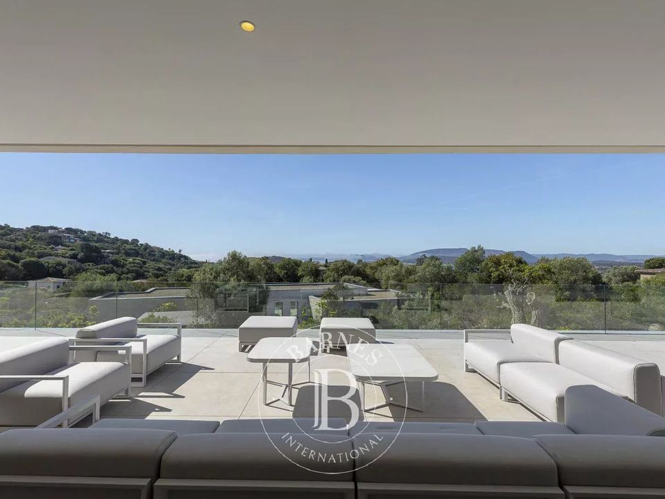 Villa i Sainte-Lucie de Porto-Vecchio, Corse-du-Sud - foto 1