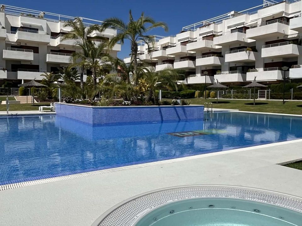 Lejlighed i Cabo Roig, Alicante - foto 1