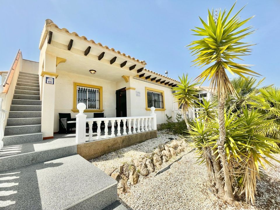 Town house in Orihuela Costa, Alicante - photo 1